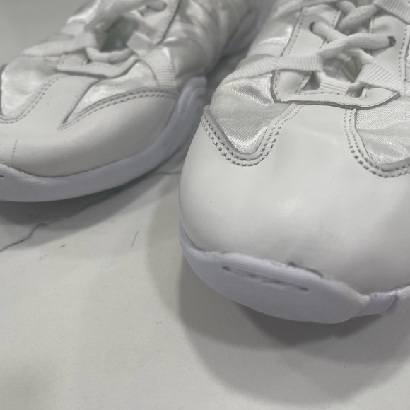 NFINITY Evolution White Sneakers - Picture 7 of 8